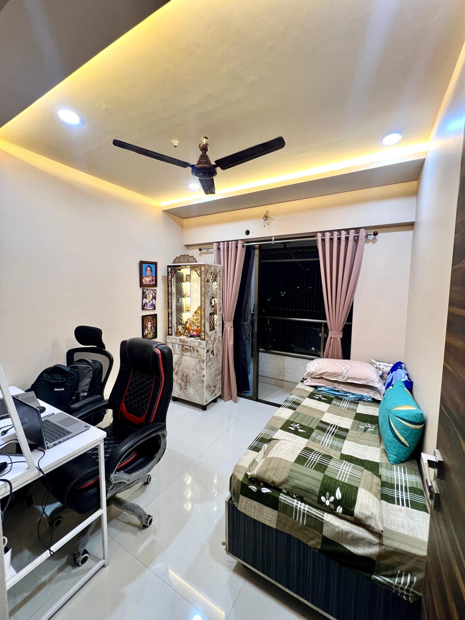 WhatsApp-Image-2026-03-10-at-17.10.27